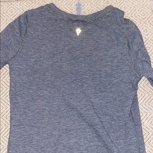 Plain girls Ivivva top!